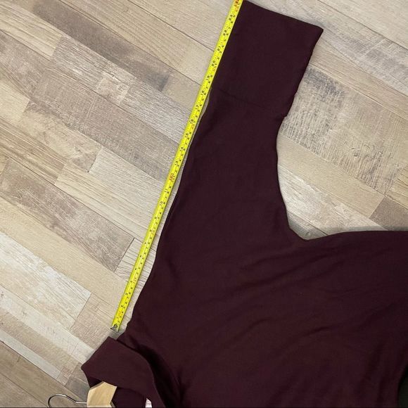 Vintage | Burgundy “Weekenders” Mock Neck Tunic Dress - Picture 11 of 14